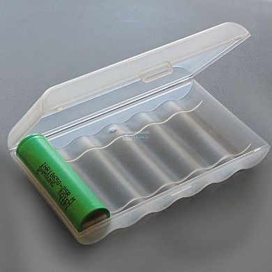 Пластиковый бокс  для 6x18650 (B6)